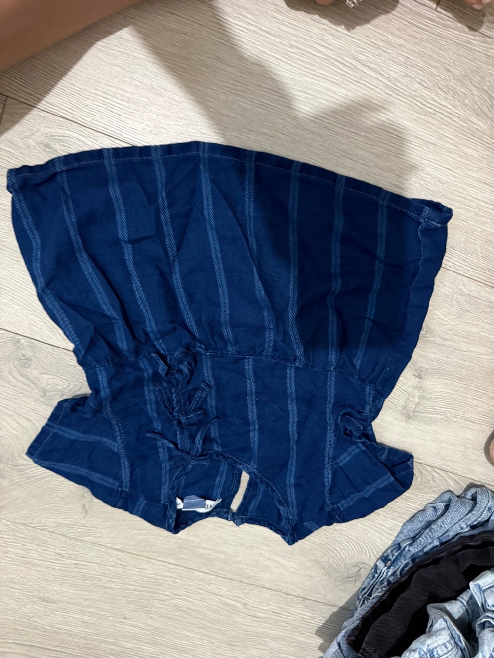 Zara Navy Blue High-Waist Striped Shorts